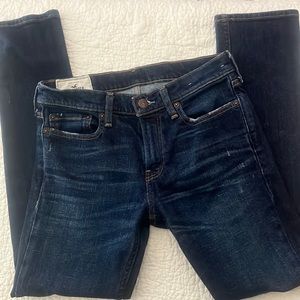 Hollister w28xL30 (NWOT)